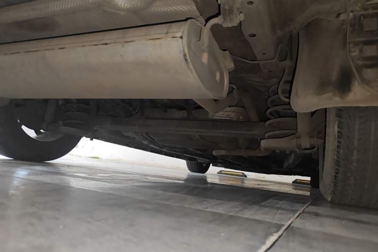 Used BYD Qin Pro 2018 1.5TI Automatic Smart Connect Fendong Model Chassis Rear Right