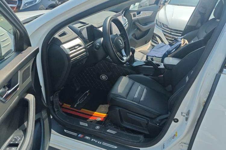 Used BYD Qin Pro 2018 1.5L Manual SmartConnect Fendong Model Driver Seat