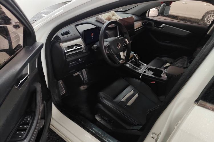 Used BYD Qin Pro 2018 1.5TI Automatic Smart Connect Luxury Edition Driver Seat