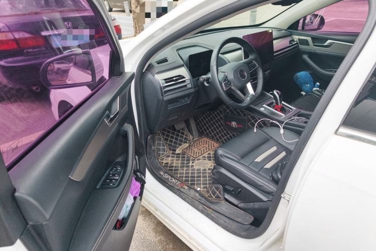 Used BYD Qin Pro 2018 1.5TI Automatic Smart Connect Luxury Edition Driver Seat