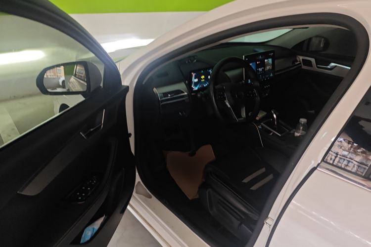 Used BYD Qin Pro 2018 1.5TI Automatic Smart Connect Fendong Model Driver Seat