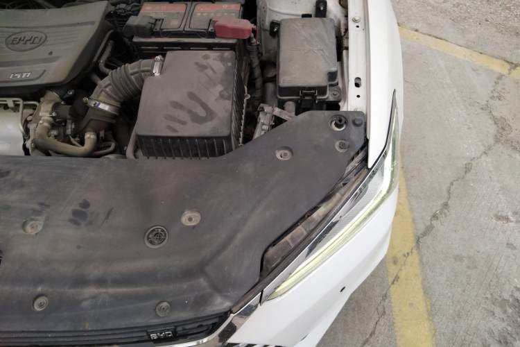 Used BYD Qin Pro 2018 1.5TI Automatic Smart Connect Luxe Model Engine Bay Left