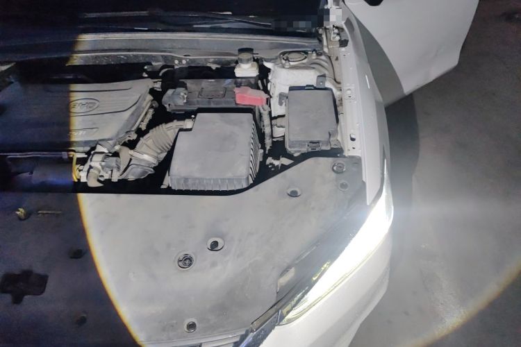 Used BYD Qin Pro 2018 1.5TI Automatic Smart Connect Fendong Model Engine Bay Left