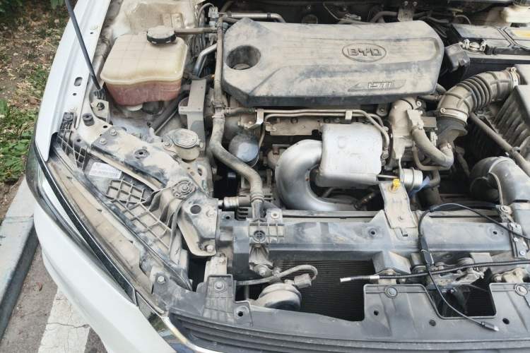 Used BYD Qin Pro 2018 1.5TI Automatic Smart Connect Luxe Model Engine Bay Right