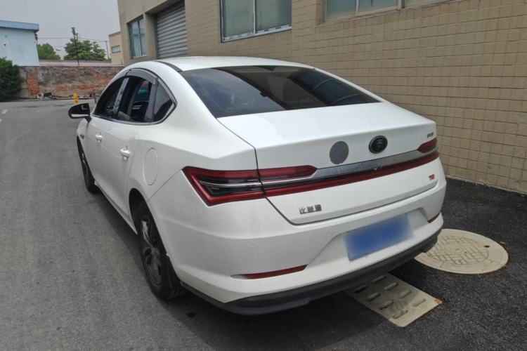 Used BYD Qin Pro 2018 1.5TI Automatic Smart Connect FENGSHANG Model Exterior 3