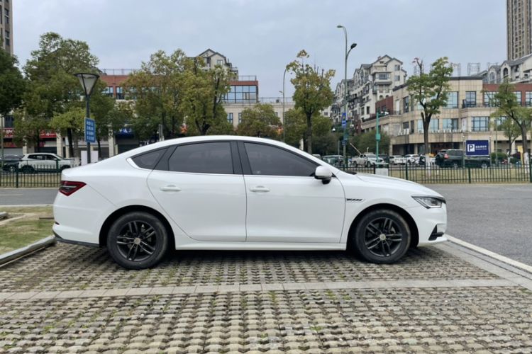 Used BYD Qin Pro 2018 1.5L Manual SmartConnect Fendong Model Exterior 3