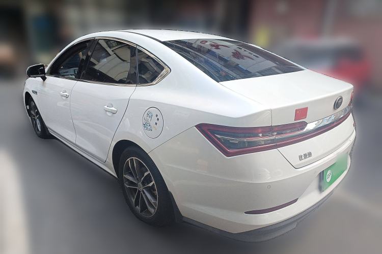 Used BYD Qin Pro 2018 1.5TI Automatic Smart Connect Luxe Model Exterior 3