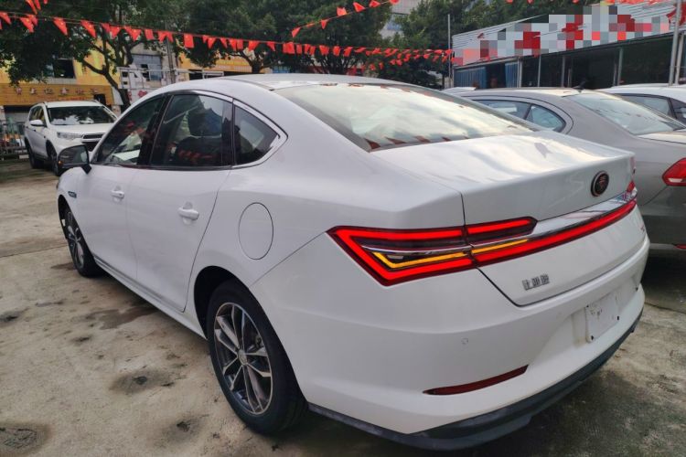 Used BYD Qin Pro 2018 1.5TI Automatic Smart Connect Luxe Model Exterior 3