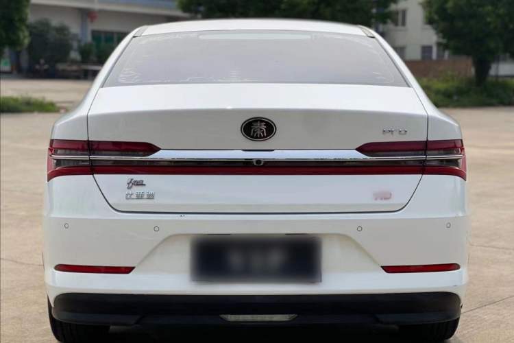 Used BYD Qin Pro 2018 1.5TI Automatic Smart Connect Luxury Edition Exterior 4