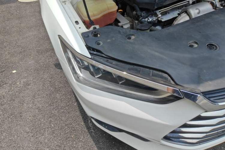 Used BYD Qin Pro 2018 1.5TI Automatic Smart Connect FENGSHANG Model Exterior 6