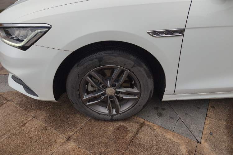 Used BYD Qin Pro 2018 1.5TI Automatic Smart Connect Fendong Model Exterior 7