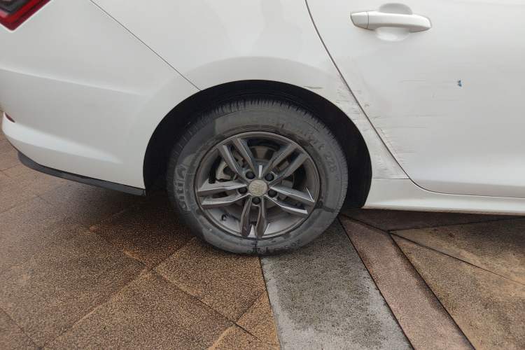 Used BYD Qin Pro 2018 1.5TI Automatic Smart Connect Fendong Model Exterior 8