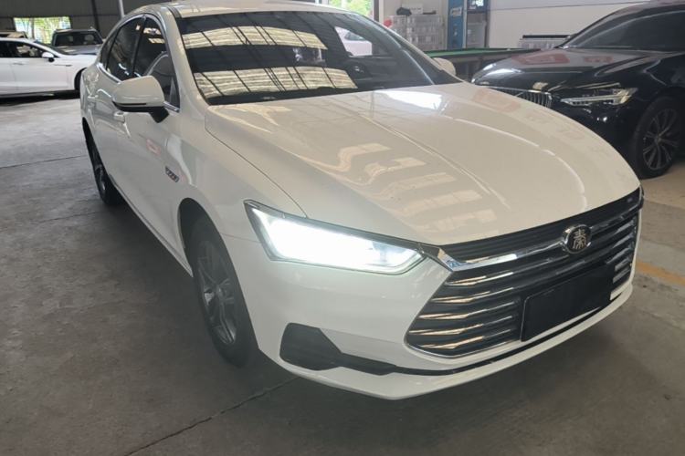 Used BYD Qin Pro 2018 1.5L Manual SmartConnect Sharp Edition Front Right 45 Deg