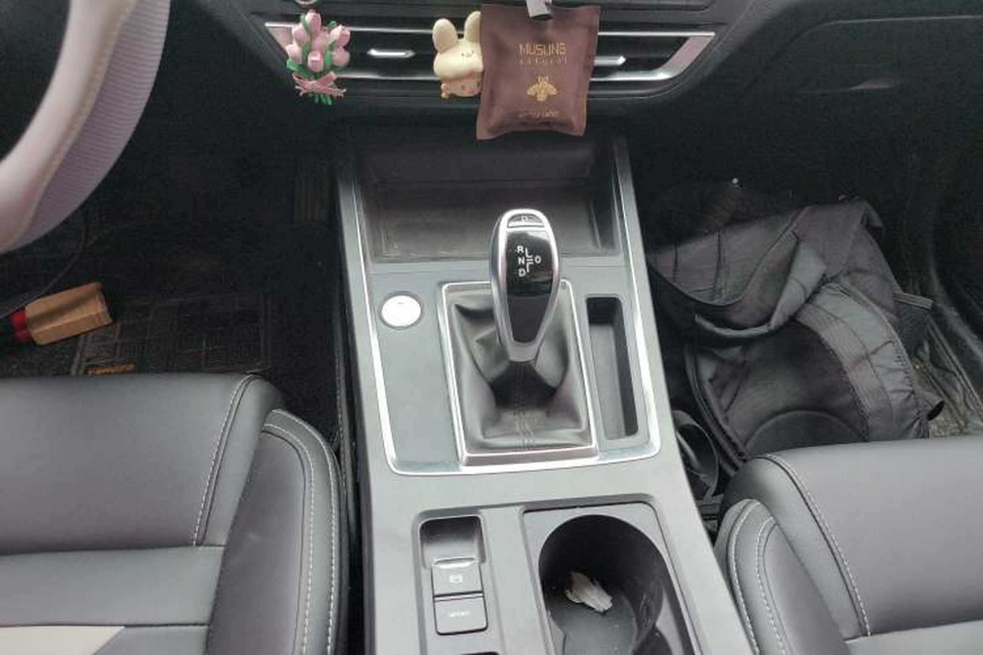 Used BYD Qin Pro 2018 1.5TI Automatic Smart Connect Fendong Model Gear Lever
