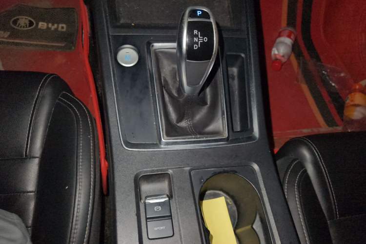 Used BYD Qin Pro 2018 1.5TI Automatic Smart Connect Fendong Model Gear Lever