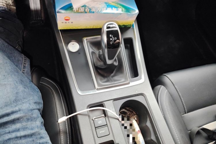 Used BYD Qin Pro 2018 1.5TI Automatic Smart Connect Luxury Edition Gear Lever