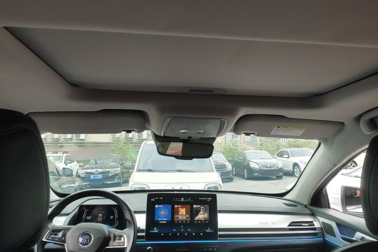 Used BYD Qin Pro 2018 1.5TI Automatic Smart Connect Luxe Model Headliner