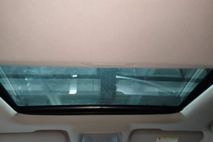 Used BYD Qin Pro 2018 1.5TI Automatic Smart Connect Fendong Model Headliner