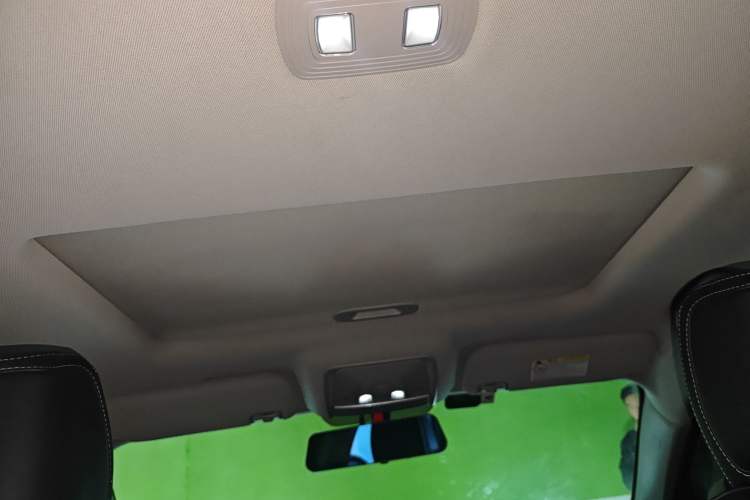 Used BYD Qin Pro 2018 1.5TI Automatic Smart Connect Fendong Model Headliner