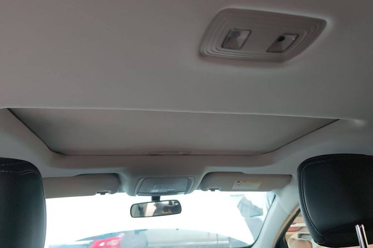 Used BYD Qin Pro 2018 1.5TI Automatic Smart Connect Fendong Model Headliner