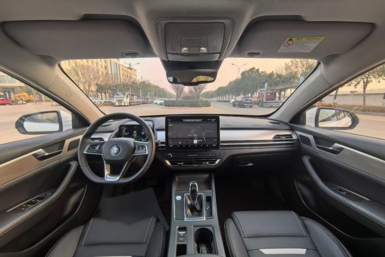 Used BYD Qin Pro 2018 1.5TI Automatic Smart Connect Luxury Edition Interior 2