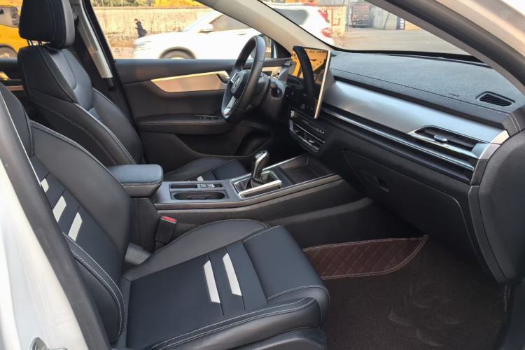 Used BYD Qin Pro 2018 1.5TI Automatic Smart Connect Luxury Edition Interior 5