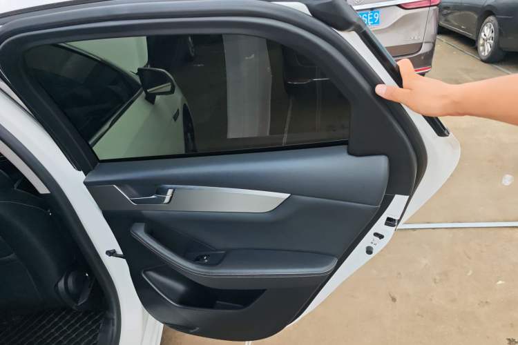Used BYD Qin Pro 2018 1.5TI Automatic Smart Connect Fendong Model Interior 6