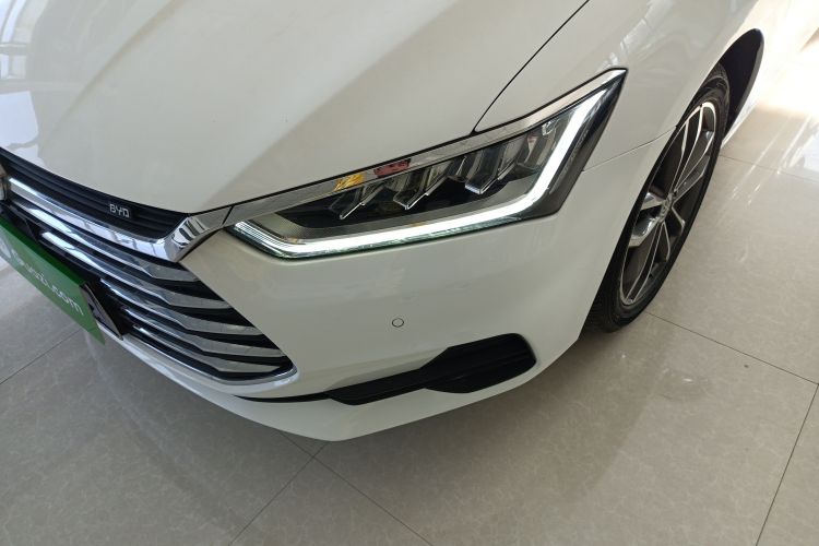 Used BYD Qin Pro 2018 1.5TI Automatic Smart Connect Luxury Edition Left Front Headlight
