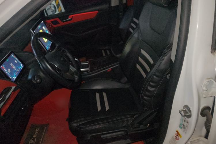 Used BYD Qin Pro 2018 1.5TI Automatic Smart Connect Fendong Model Left Front Seat