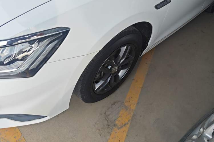Used BYD Qin Pro 2018 1.5L Manual SmartConnect Fendong Model Left Front Wheel Hub