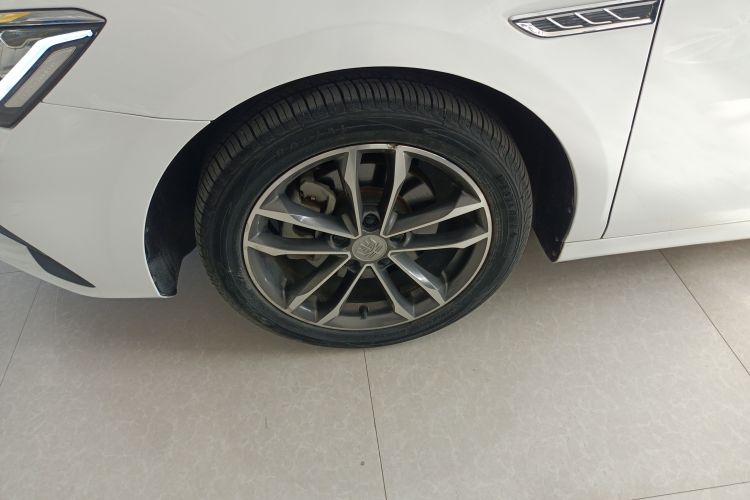 Used BYD Qin Pro 2018 1.5TI Automatic Smart Connect Luxury Edition Left Front Wheel Hub