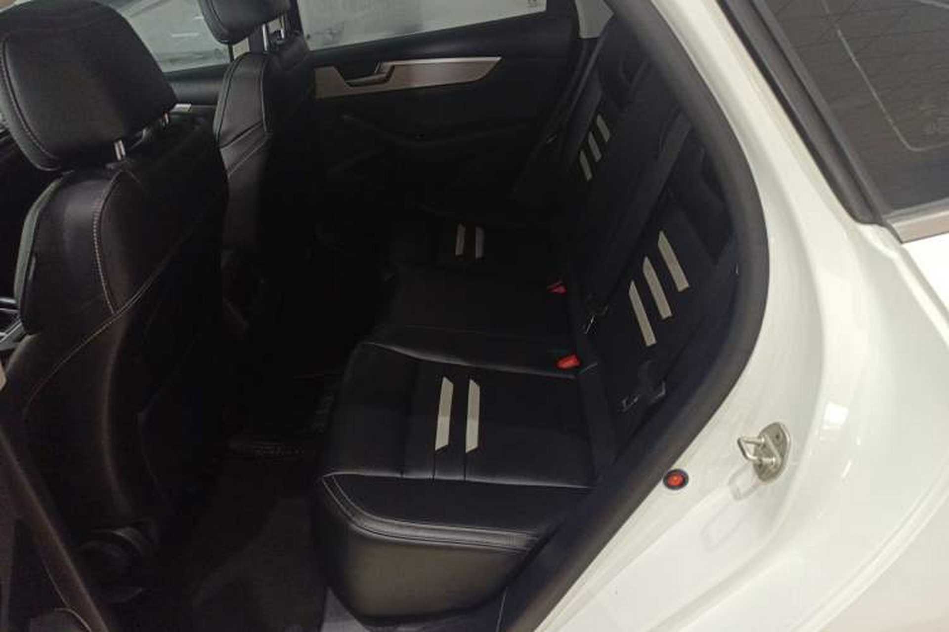 Used BYD Qin Pro 2018 1.5TI Automatic Smart Connect Fendong Model Left Rear Seat