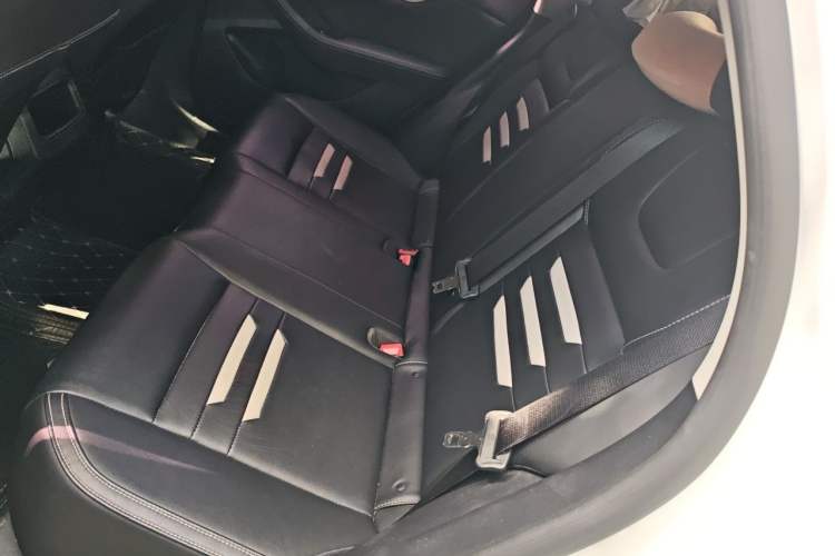 Used BYD Qin Pro 2018 1.5TI Automatic Smart Connect Fendong Model Left Rear Seat