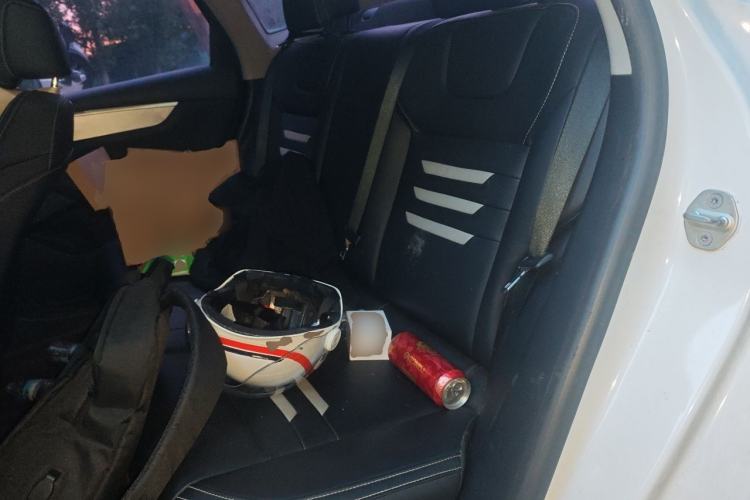 Used BYD Qin Pro 2018 1.5TI Automatic Smart Connect FENGSHANG Model Left Rear Seat