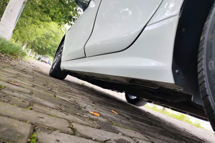 Used BYD Qin Pro 2018 1.5TI Automatic Smart Connect Luxury Edition Left Side Sill