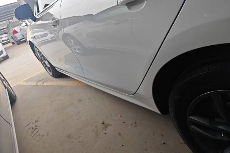 Used BYD Qin Pro 2018 1.5L Manual SmartConnect Fendong Model Left Side Sill