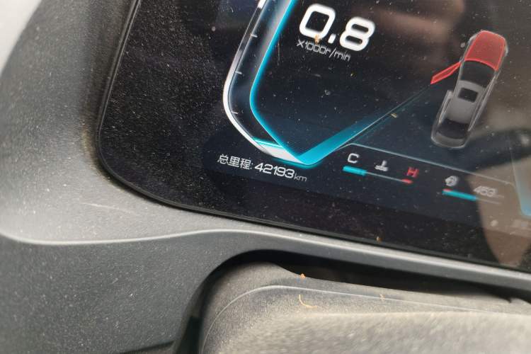 Used BYD Qin Pro 2018 1.5TI Automatic Smart Connect Luxe Model Odometer Close Up