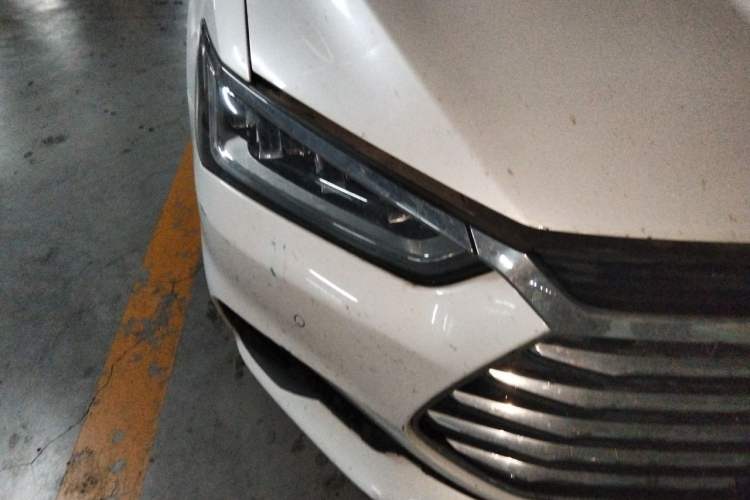 Used BYD Qin Pro 2018 1.5TI Automatic Smart Connect Luxe Model Right Front Headlight