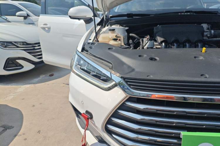 Used BYD Qin Pro 2018 1.5L Manual SmartConnect Fendong Model Right Front Headlight