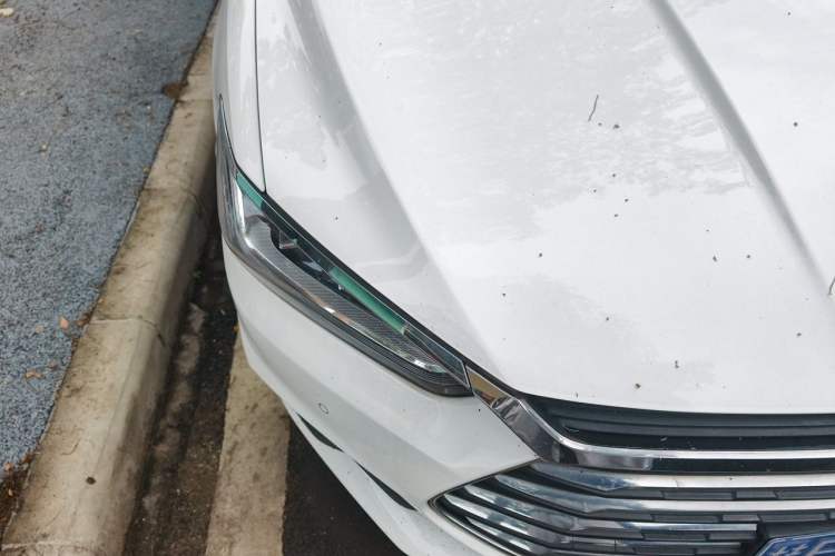 Used BYD Qin Pro 2018 1.5TI Automatic Smart Connect Luxury Edition Right Front Headlight