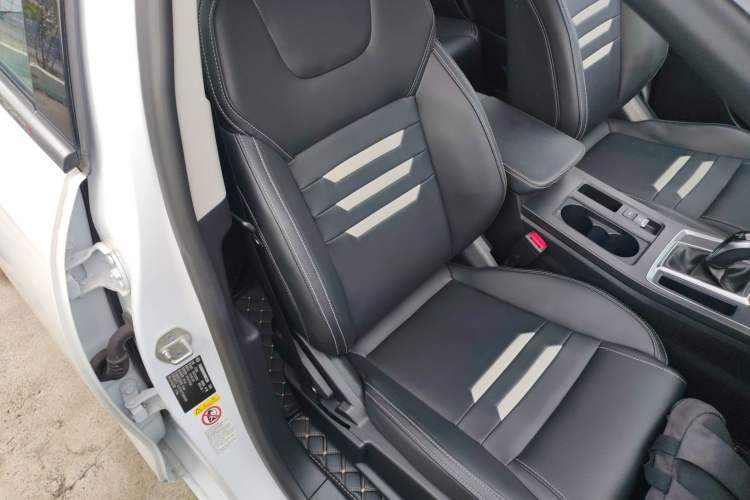 Used BYD Qin Pro 2018 1.5TI Automatic Smart Connect Luxe Model Right Front Seat