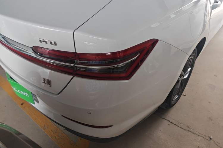 Used BYD Qin Pro 2018 1.5L Manual SmartConnect Fendong Model Right Rear Taillight