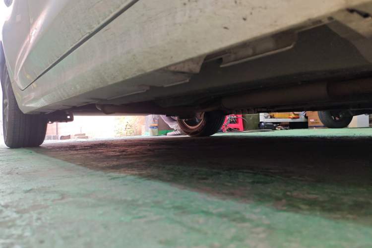 Used BYD Qin Pro 2018 1.5TI Automatic Smart Connect Luxury Edition Right Side Sill