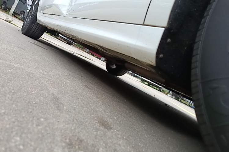 Used BYD Qin Pro 2018 1.5TI Automatic Smart Connect Fendong Model Right Side Sill
