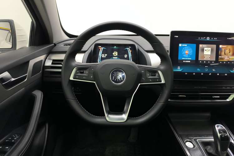 Used BYD Qin Pro 2018 1.5TI Automatic Smart Connect Luxury Edition Steering Wheel