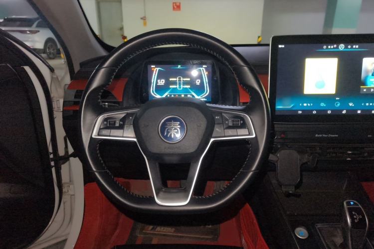 Used BYD Qin Pro 2018 1.5TI Automatic Smart Connect Fendong Model Steering Wheel