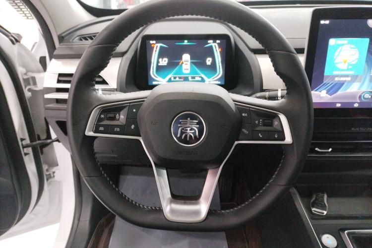 Used BYD Qin Pro 2018 1.5TI Automatic Smart Connect Luxury Edition Steering Wheel