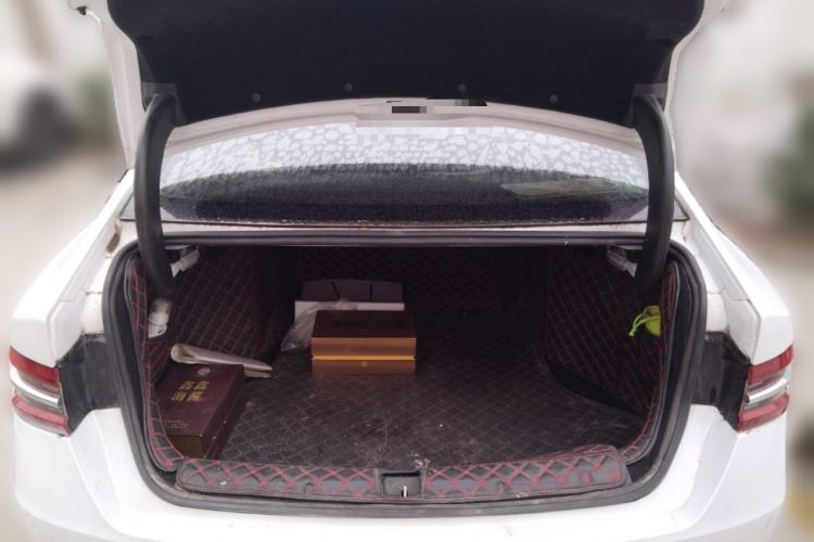 Used BYD Qin Pro 2018 1.5TI Automatic Smart Connect Luxe Model Trunk