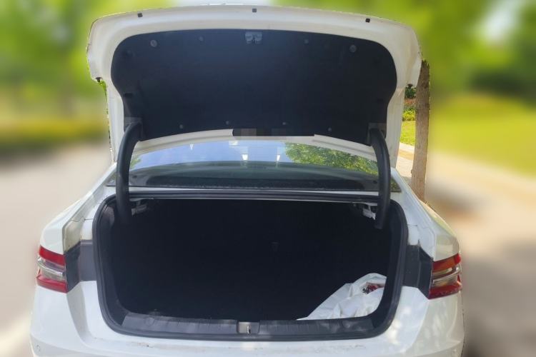 Used BYD Qin Pro 2018 1.5L Manual SmartConnect Sharp Edition Trunk