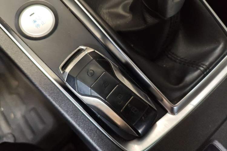Used BYD Qin Pro 2018 1.5TI Automatic Smart Connect Luxury Edition Vehicle Key